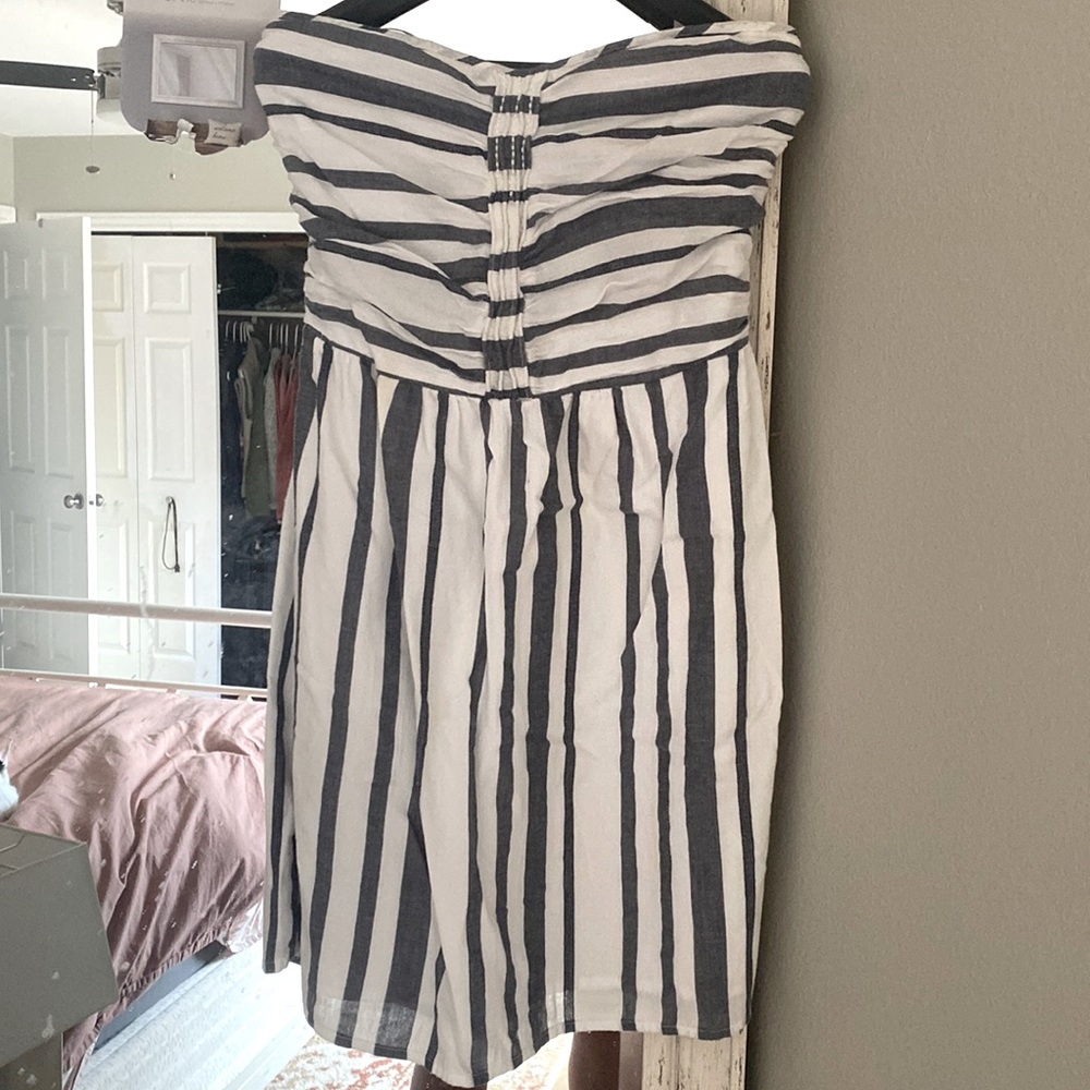 Strapless Gap sundress